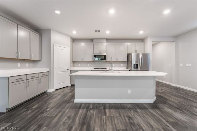 909 Riverlawn Place, Las Vegas, NV 89138