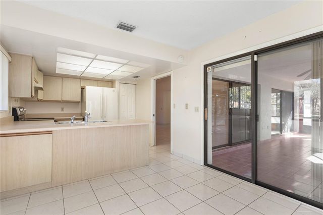 37 CARLSON LANE, Palm Coast, FL 32137