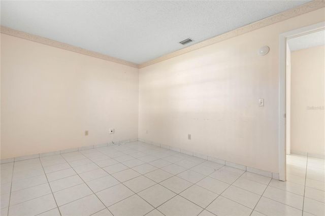 37 CARLSON LANE, Palm Coast, FL 32137