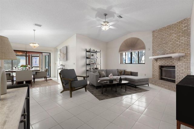 37 CARLSON LANE, Palm Coast, FL 32137