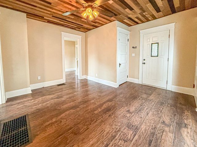 102 Franklin Street, Middletown, OH 45042