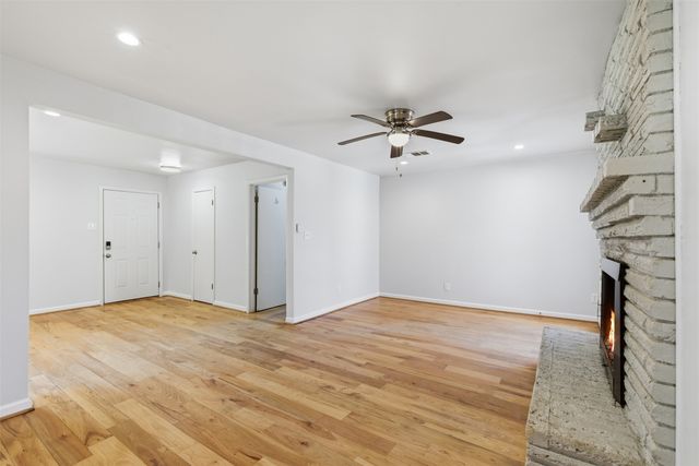 3055 Cliff Creek Drive, Dallas, TX 75233