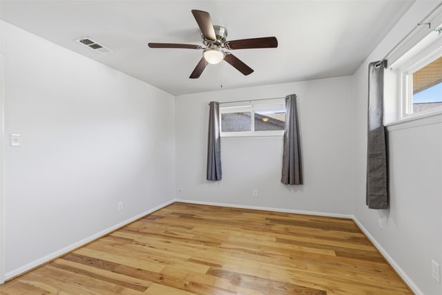 3055 Cliff Creek Drive, Dallas, TX 75233