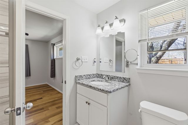 3055 Cliff Creek Drive, Dallas, TX 75233