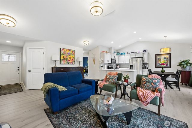 9517 203rd Street E, Graham, WA 98338