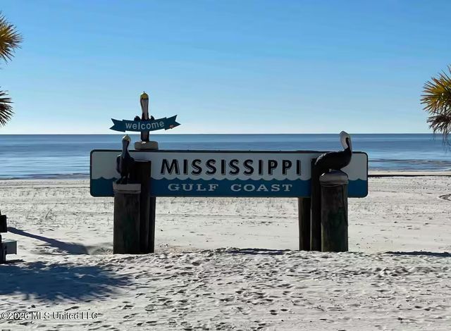 2230 Beach Drive, 1102, Gulfport, MS 39507