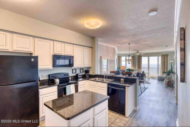 2230 Beach Drive, 1102, Gulfport, MS 39507