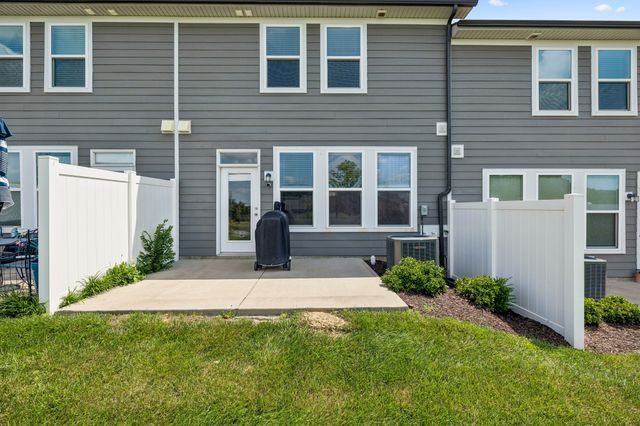 406 Wooden Shoe Way, Lebanon, TN 37090