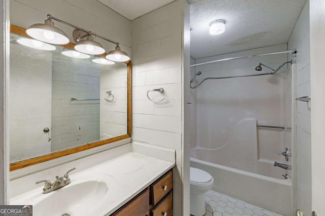 2505 Broad Street 222, Athens, GA 30606