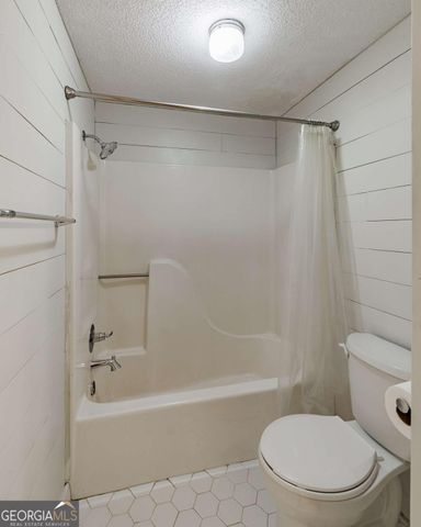 2505 Broad Street 222, Athens, GA 30606