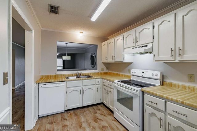 2505 Broad Street 222, Athens, GA 30606