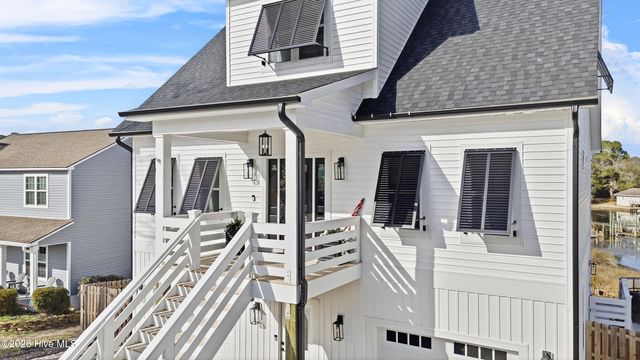 1027 Meridian Drive, Sneads Ferry, NC 28460