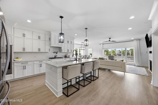 1027 Meridian Drive, Sneads Ferry, NC 28460