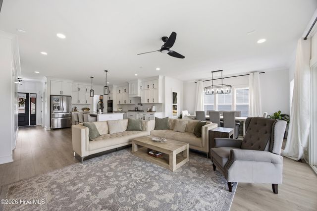 1027 Meridian Drive, Sneads Ferry, NC 28460