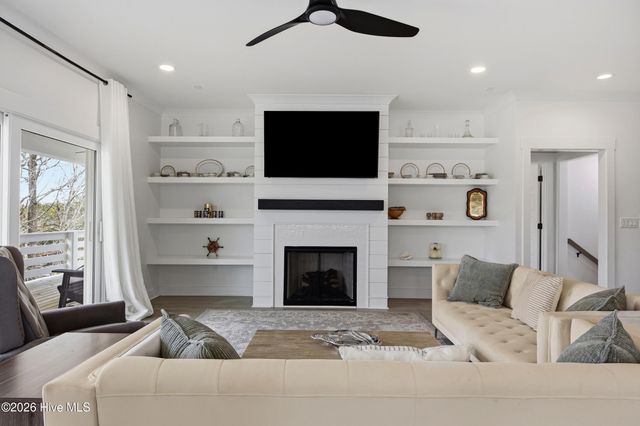 1027 Meridian Drive, Sneads Ferry, NC 28460