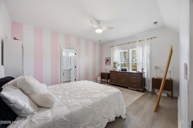 1027 Meridian Drive, Sneads Ferry, NC 28460