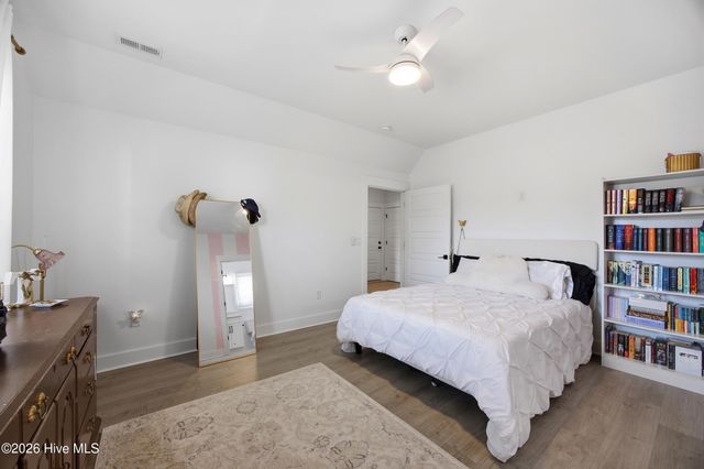 1027 Meridian Drive, Sneads Ferry, NC 28460