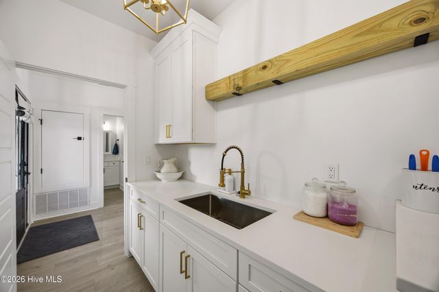 1027 Meridian Drive, Sneads Ferry, NC 28460