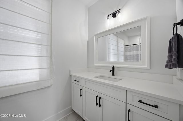 1027 Meridian Drive, Sneads Ferry, NC 28460