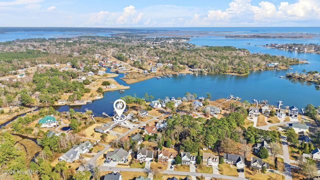 1027 Meridian Drive, Sneads Ferry, NC 28460