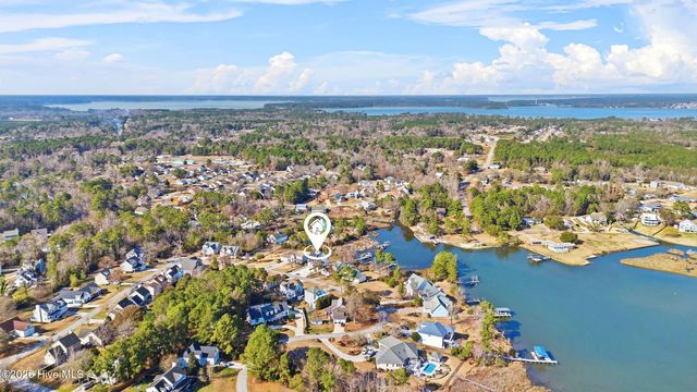 1027 Meridian Drive, Sneads Ferry, NC 28460