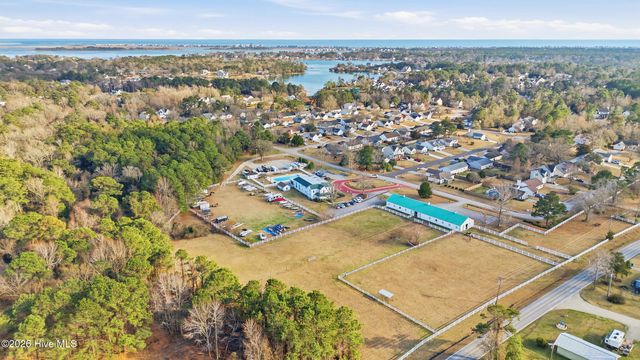 1027 Meridian Drive, Sneads Ferry, NC 28460