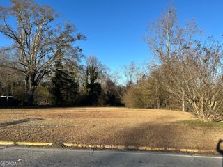 245/255 Gordon Street, Elberton, GA 30635