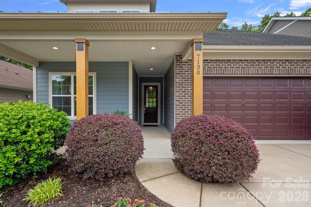 7130 Hanging Rock Court, Denver, NC 28037
