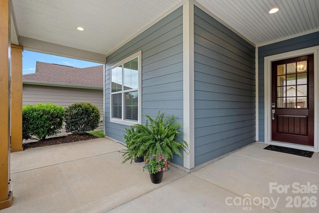 7130 Hanging Rock Court, Denver, NC 28037