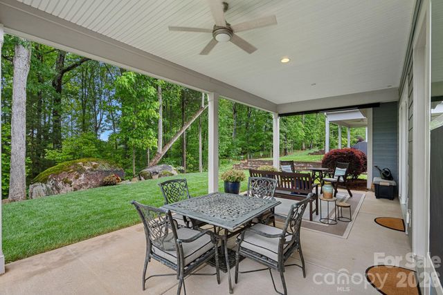 7130 Hanging Rock Court, Denver, NC 28037