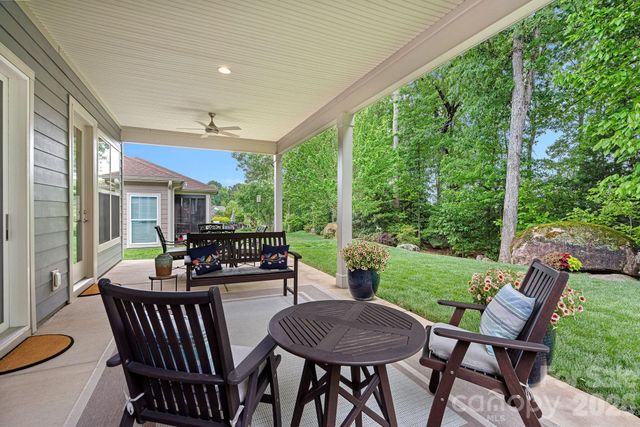 7130 Hanging Rock Court, Denver, NC 28037