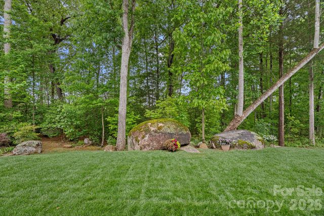 7130 Hanging Rock Court, Denver, NC 28037