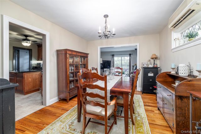 19 Saint Thomas Place, Malverne, NY 11565