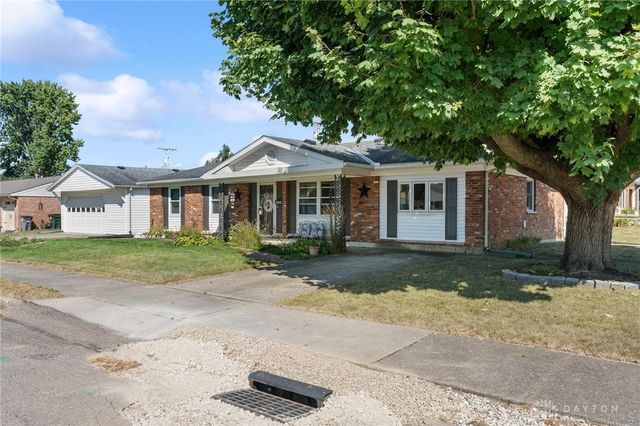 429 Forrest Lane, Troy, OH 45373