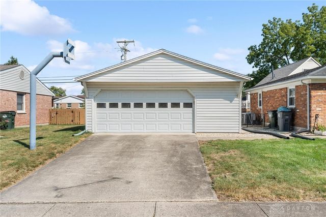 429 Forrest Lane, Troy, OH 45373