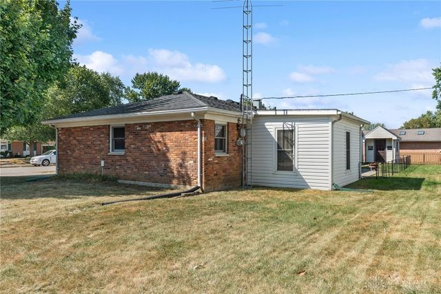 429 Forrest Lane, Troy, OH 45373