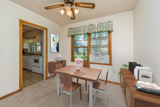 319 N Lord Avenue, Carpentersville, IL 60110