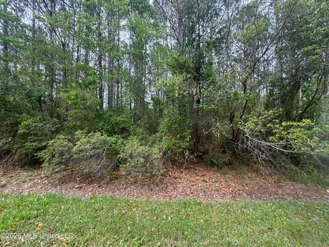 Nsn 10-12 Monroe Street, Waveland, MS 39576