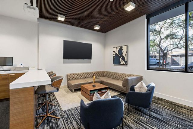 2604 5th Ave 903, San Diego, CA 92103