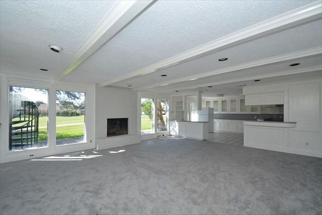 538 Longview Drive, Sugar Land, TX 77478
