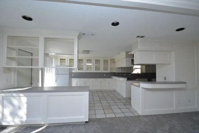 538 Longview Drive, Sugar Land, TX 77478