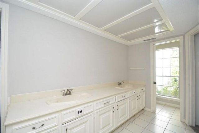 538 Longview Drive, Sugar Land, TX 77478