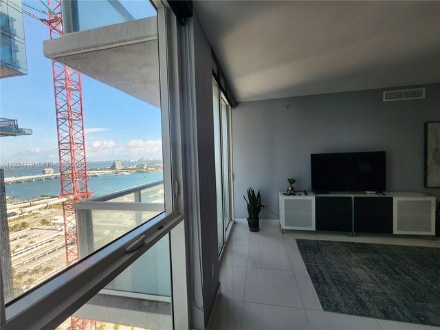 244 Biscayne Blvd 3006, Miami, FL 33132