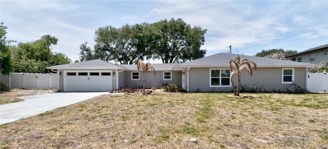 7989 143rd Street, Sebastian, FL 32958