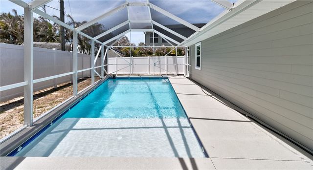 7989 143rd Street, Sebastian, FL 32958