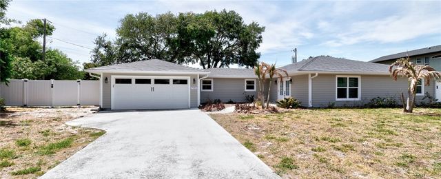 7989 143rd Street, Sebastian, FL 32958
