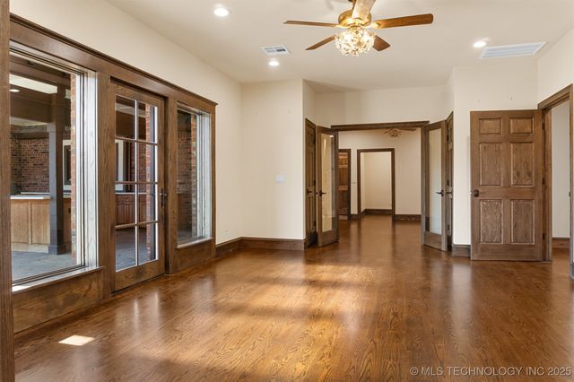 3002 Quail Ridge Circle, Durant, OK 74701