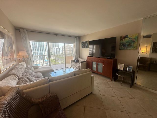 1985 S Ocean Drive 12B, Hallandale Beach, FL 33009