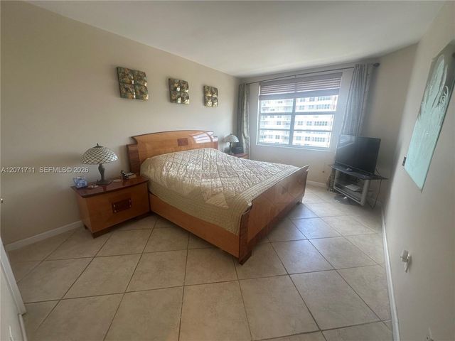 1985 S Ocean Drive 12B, Hallandale Beach, FL 33009