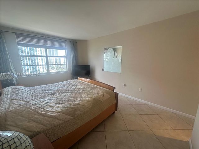 1985 S Ocean Drive 12B, Hallandale Beach, FL 33009